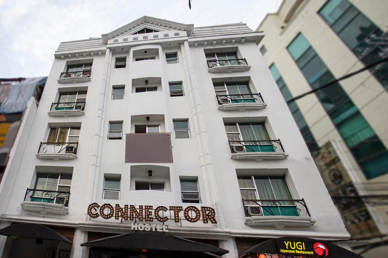Oyo 821 Connector Hostel 마카티 외부 사진