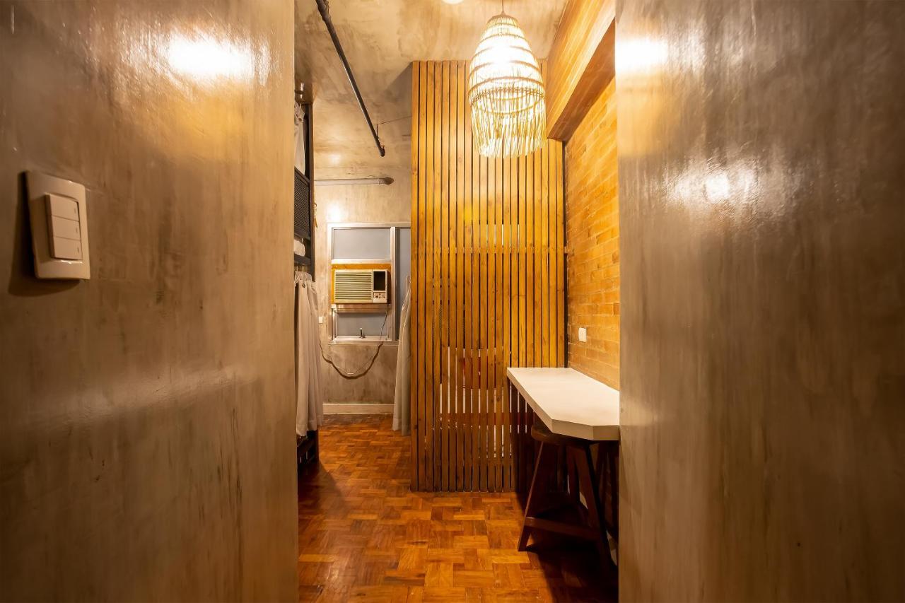 Oyo 821 Connector Hostel 마카티 외부 사진