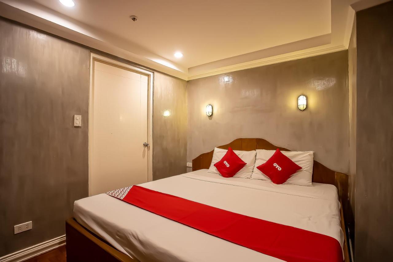 Oyo 821 Connector Hostel 마카티 외부 사진