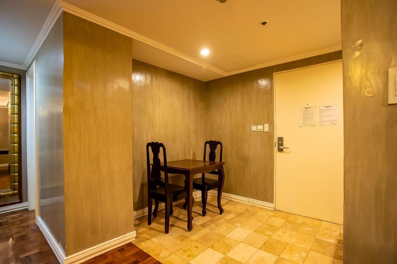 Oyo 821 Connector Hostel 마카티 외부 사진